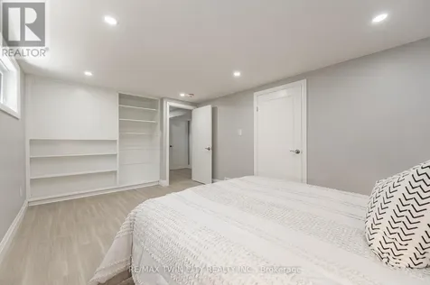 34 Bradley Drive Kitchener ON N2A 1K4