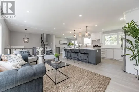 34 Bradley Drive Kitchener ON N2A 1K4