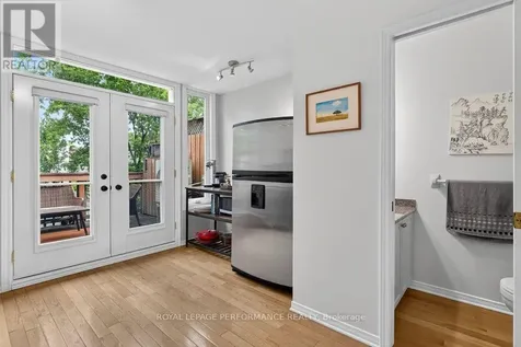 255 Cathcart Street Ottawa ON K1N 5C2