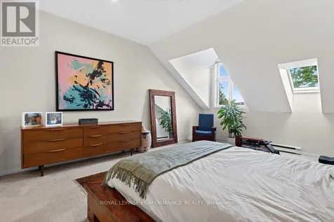255 Cathcart Street Ottawa ON K1N 5C2