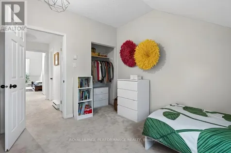 255 Cathcart Street Ottawa ON K1N 5C2