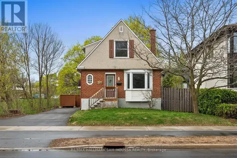 378 Byron Avenue Ottawa ON K1Z 6Z2