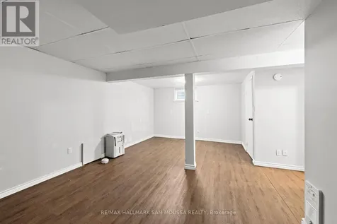 378 Byron Avenue Ottawa ON K1Z 6Z2
