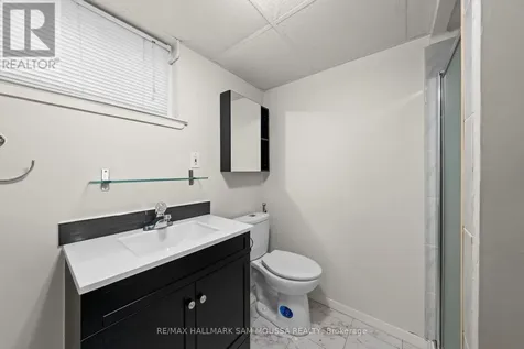378 Byron Avenue Ottawa ON K1Z 6Z2