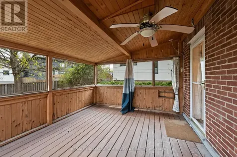 378 Byron Avenue Ottawa ON K1Z 6Z2