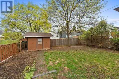 378 Byron Avenue Ottawa ON K1Z 6Z2