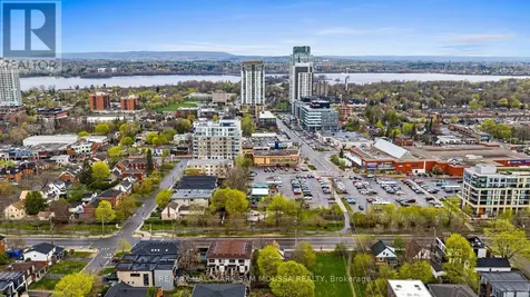 378 Byron Avenue Ottawa ON K1Z 6Z2