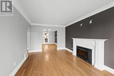 378 Byron Avenue Ottawa ON K1Z 6Z2