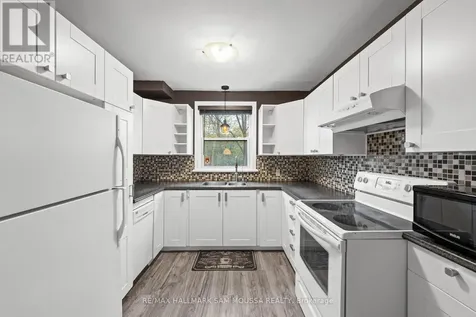 378 Byron Avenue Ottawa ON K1Z 6Z2