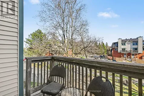 8 Terrace Drive Ottawa ON K2H 9J2