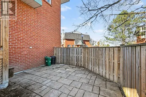 8 Terrace Drive Ottawa ON K2H 9J2