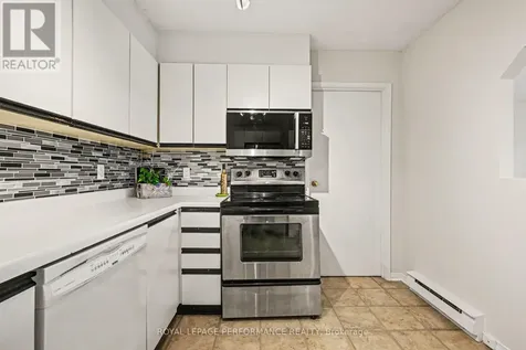 8 Terrace Drive Ottawa ON K2H 9J2
