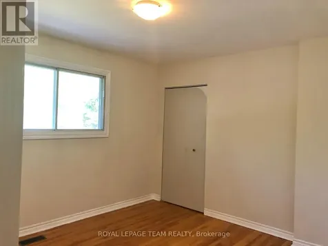 1627 Chaucer Avenue Ottawa ON K1G 0R7