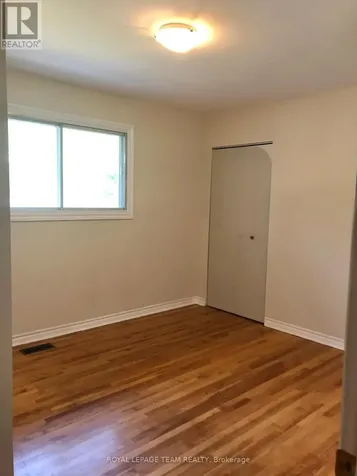 1627 Chaucer Avenue Ottawa ON K1G 0R7