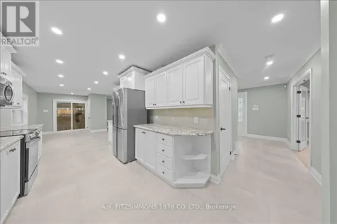 50 Putman Avenue Ottawa ON K1M 1Z3