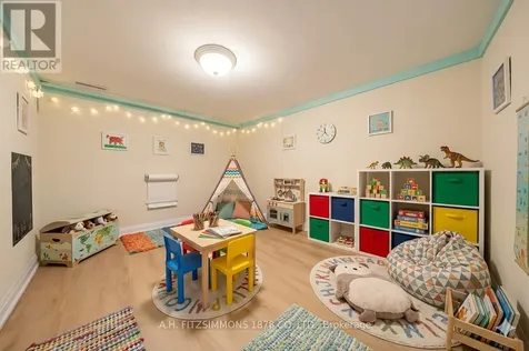 50 Putman Avenue Ottawa ON K1M 1Z3