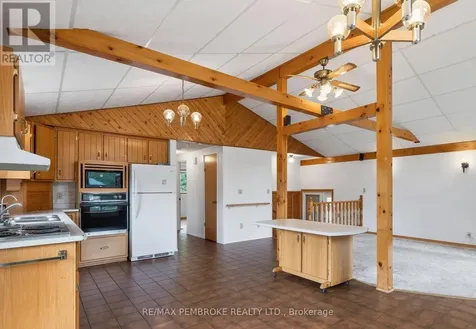 66 Sandy Beach Road Laurentian Valley ON K8A 6W8