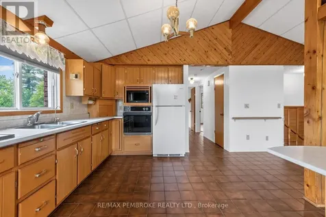 66 Sandy Beach Road Laurentian Valley ON K8A 6W8