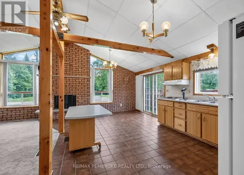 66 Sandy Beach Road Laurentian Valley ON K8A 6W8