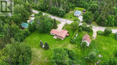 66 Sandy Beach Road Laurentian Valley ON K8A 6W8