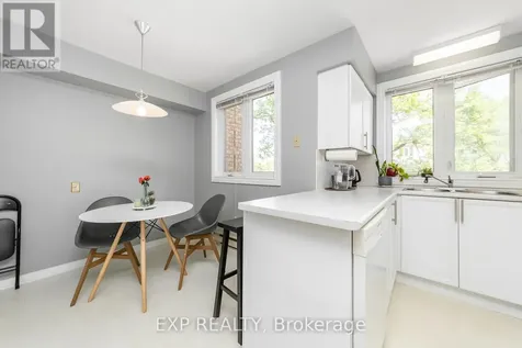 69 Briston Private Ottawa ON K1G 5P8