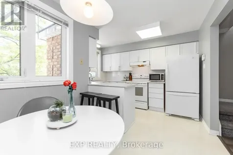 69 Briston Private Ottawa ON K1G 5P8