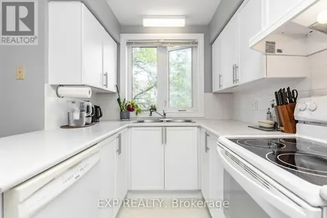 69 Briston Private Ottawa ON K1G 5P8