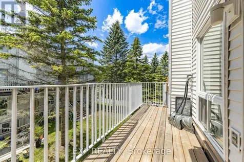 69 Briston Private Ottawa ON K1G 5P8