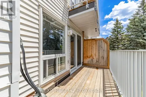69 Briston Private Ottawa ON K1G 5P8