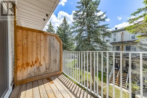 69 Briston Private Ottawa ON K1G 5P8