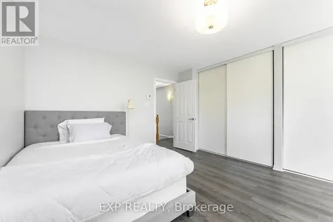 69 Briston Private Ottawa ON K1G 5P8