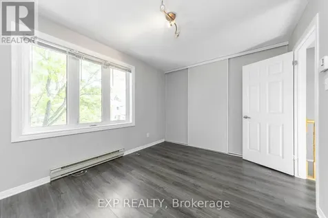 69 Briston Private Ottawa ON K1G 5P8