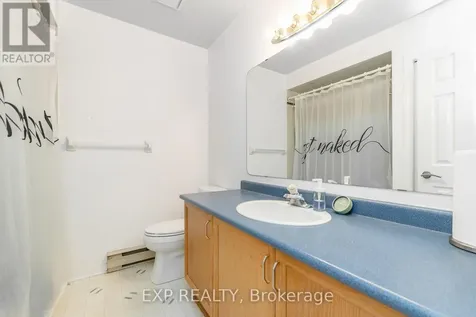 69 Briston Private Ottawa ON K1G 5P8