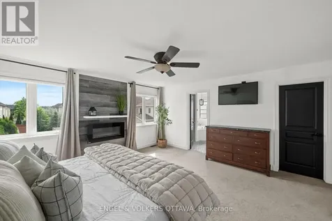 105 Coral Berry Avenue Ottawa ON K1V 2K4