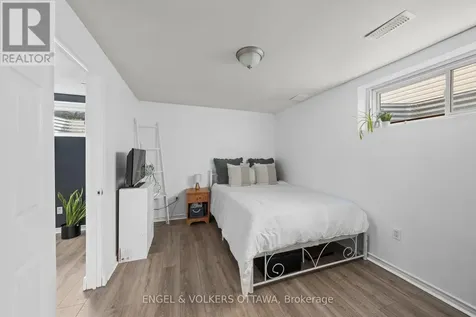105 Coral Berry Avenue Ottawa ON K1V 2K4