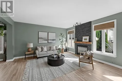 105 Coral Berry Avenue Ottawa ON K1V 2K4