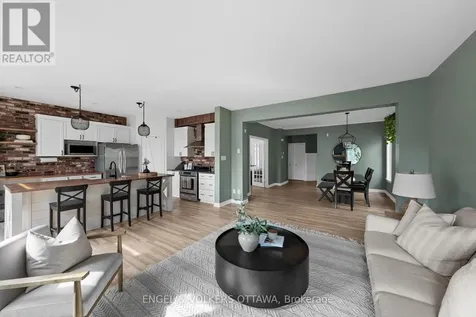 105 Coral Berry Avenue Ottawa ON K1V 2K4
