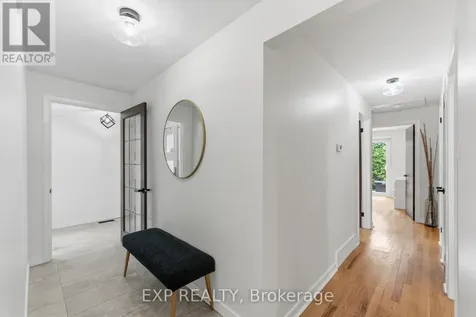 15 Newbury Avenue Ottawa ON K2E 6K7