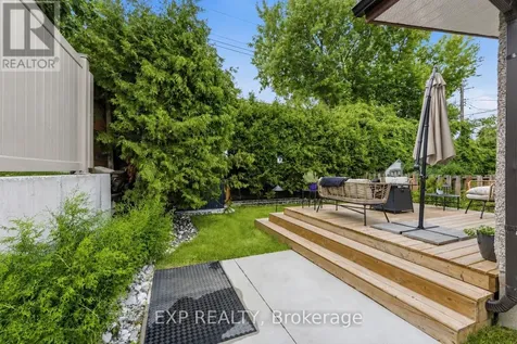 15 Newbury Avenue Ottawa ON K2E 6K7