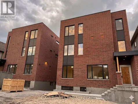 1301 Dorchester Avenue Ottawa ON K1Z 8E8