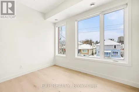 1301 Dorchester Avenue Ottawa ON K1Z 8E8