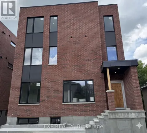 1301 Dorchester Avenue Ottawa ON K1Z 8E8
