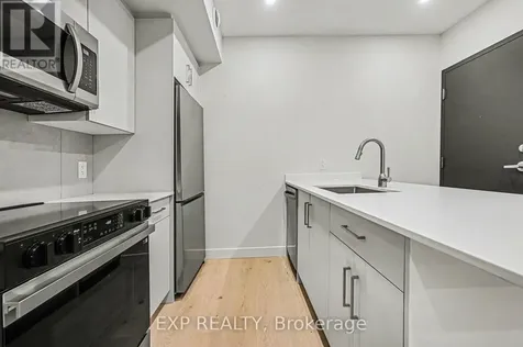 1301 Dorchester Avenue Ottawa ON K1Z 8E8