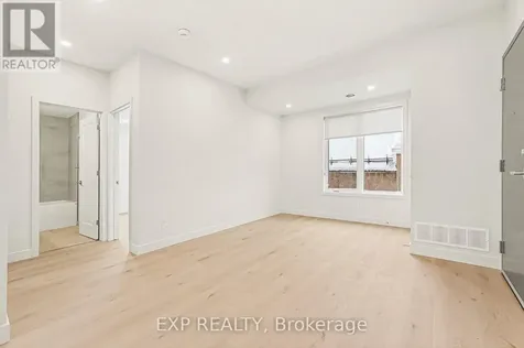 1301 Dorchester Avenue Ottawa ON K1Z 8E8