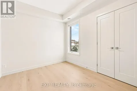1301 Dorchester Avenue Ottawa ON K1Z 8E8