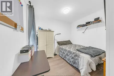 1196 Curry Avenue Windsor ON N9B 2C9