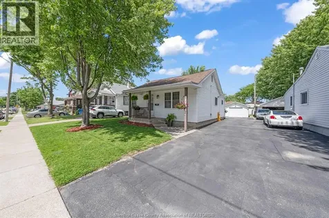 1196 Curry Avenue Windsor ON N9B 2C9