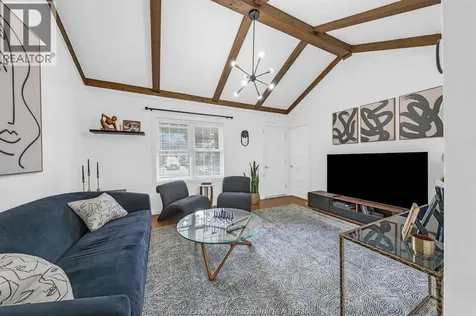 1196 Curry Avenue Windsor ON N9B 2C9