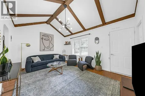 1196 Curry Avenue Windsor ON N9B 2C9