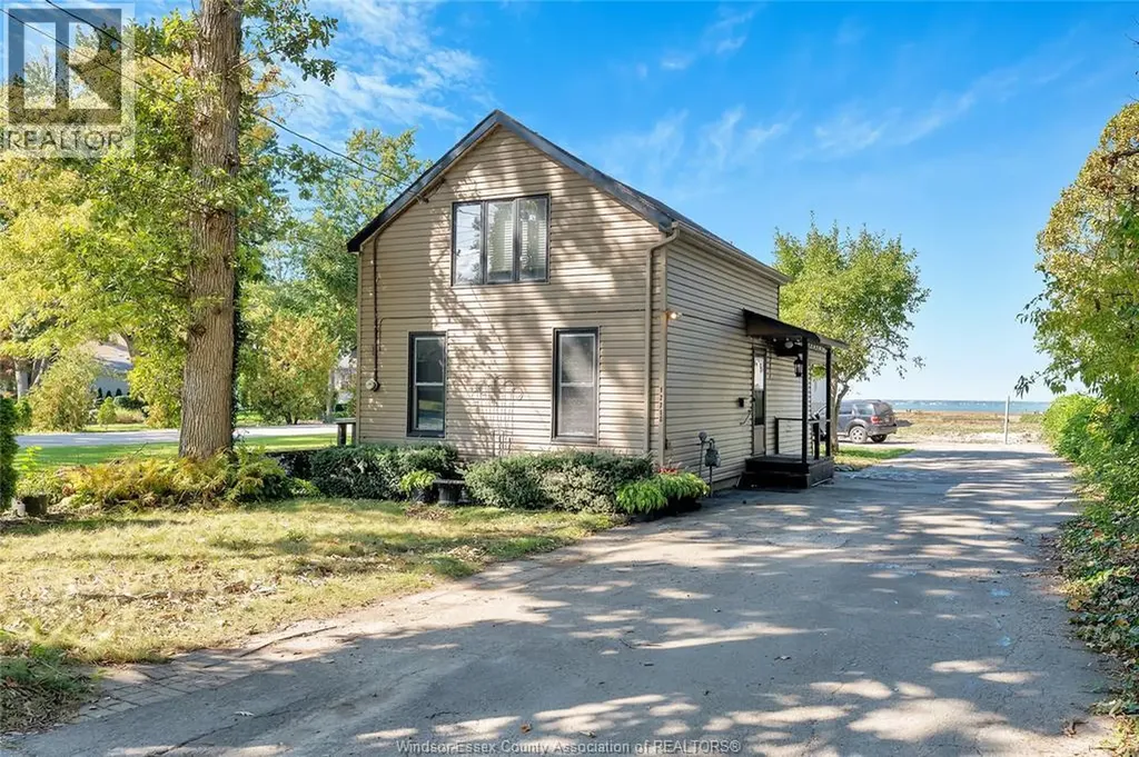 12718-1272 Riverside Drive Tecumseh ON N8N 1A7
